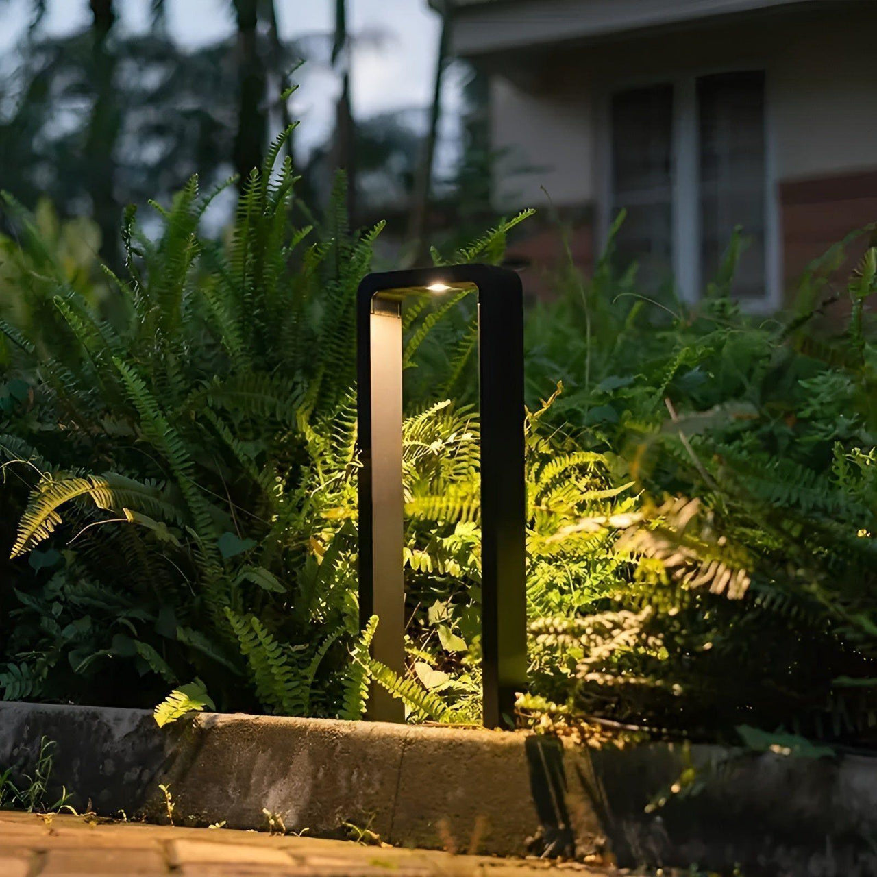 LumiGuard | Modern Outdoor LED Lamp – Style Meets Durability