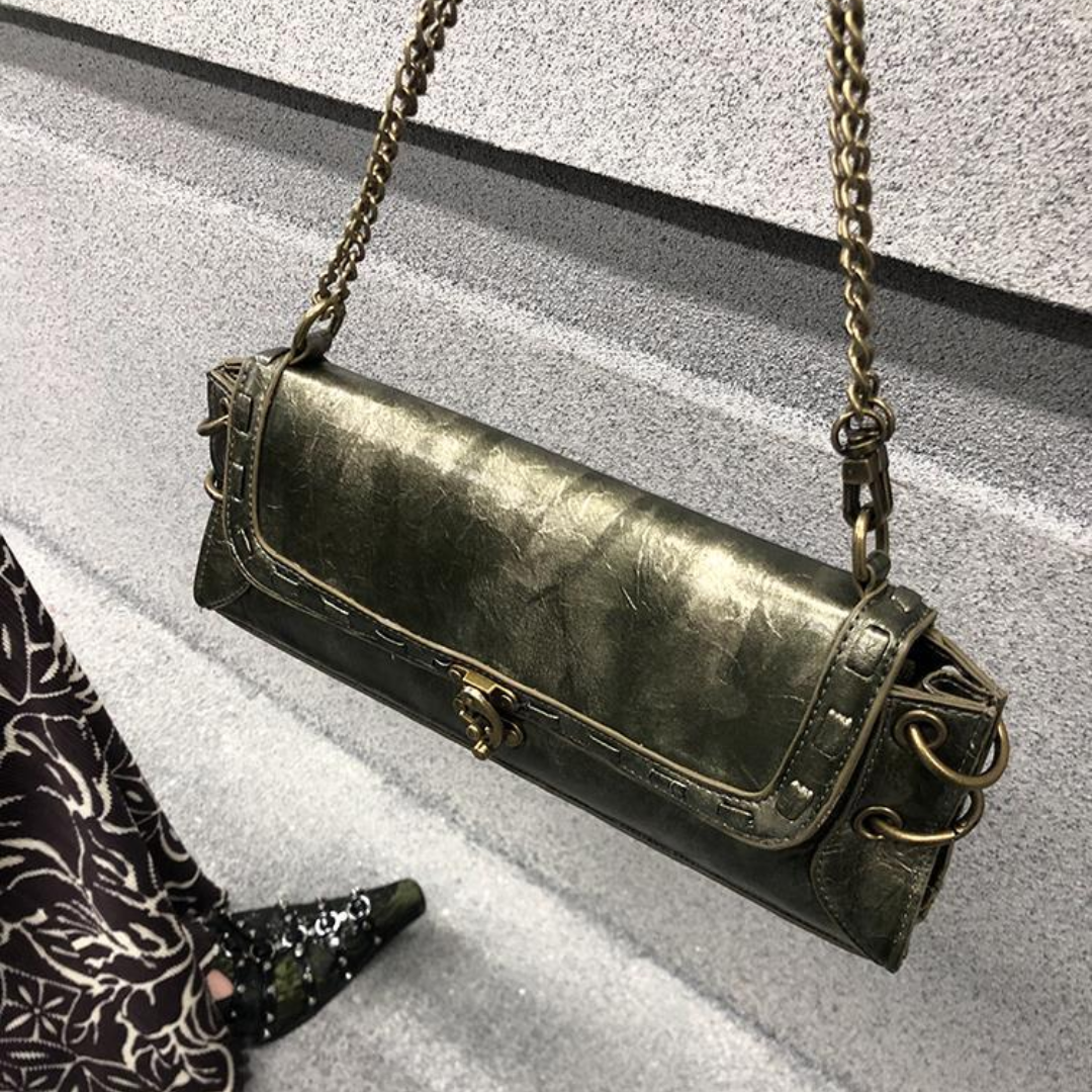 Eliara | Vintage-inspired Chain Evening Clutch