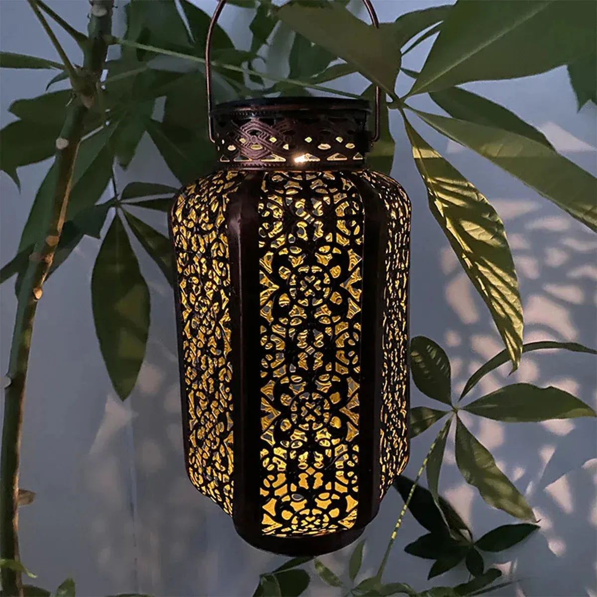 Lunara | SolarCharm Lantern – Vintage Elegance Meets Eco-Friendly Lighting