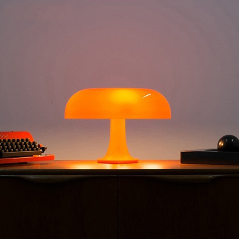 Mycoglow | Minimalist Mushroom-style Table Lamp