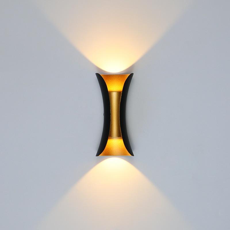 Noxen | Curved Outdoor Wall LED Lamp